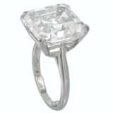 THE BUHL-MANN DIAMOND
DIAMOND RING - фото 2