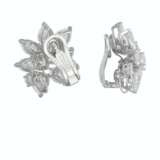 VAN CLEEF & ARPELS DIAMOND CLUSTER EARRINGS - фото 2