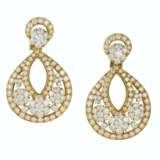 VAN CLEEF & ARPELS DIAMOND `SNOWFLAKE` EARRINGS - Foto 1