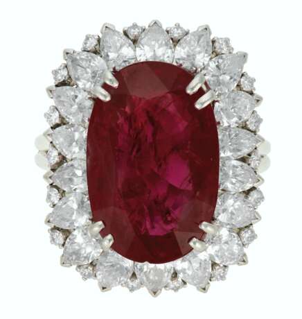 HARRY WINSTON RUBY AND DIAMOND RING - Foto 1