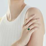 EMERALD AND DIAMOND RING - photo 4