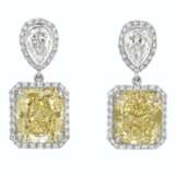 COLORED DIAMOND AND DIAMOND EARRINGS - Foto 1