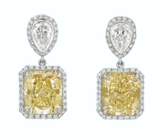 COLORED DIAMOND AND DIAMOND EARRINGS - Foto 1