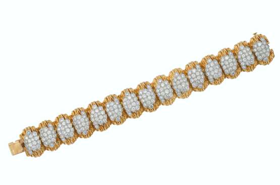 VAN CLEEF & ARPELS DIAMOND AND GOLD BRACELET - photo 1