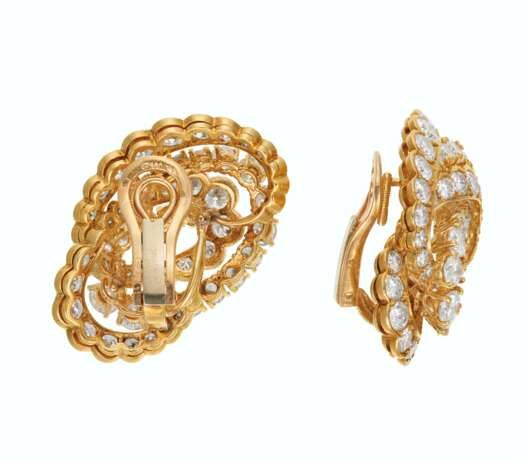 VAN CLEEF & ARPELS DIAMOND EARRINGS - Foto 2