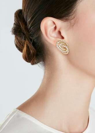 VAN CLEEF & ARPELS DIAMOND EARRINGS - Foto 3