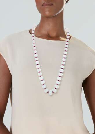 MOON QUARTZ AND RUBY NECKLACE - фото 2