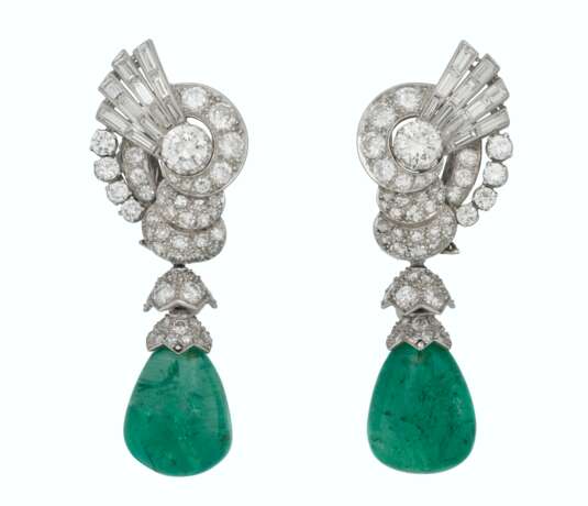 EMERALD AND DIAMOND EARRINGS - photo 1