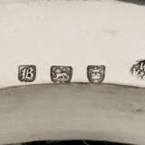 Archambo, Peter. A GEORGE II SILVER SECOND-COURSE DISH AND A GEORGE III SILVER DISH CROSS - photo 4
