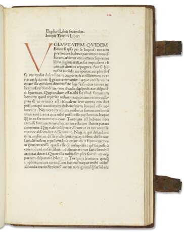 Cicero`s De finibus bonorum et malorum - photo 3