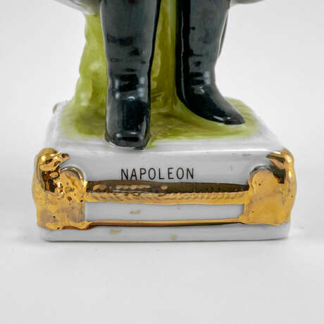 Фарфоровая статуэтка "Наполеон". Alfretto Porcelain Англия коллекционное состояние 1970-1980 гг. Alfretto Позолота Великобритания 1970 г. - фото 8