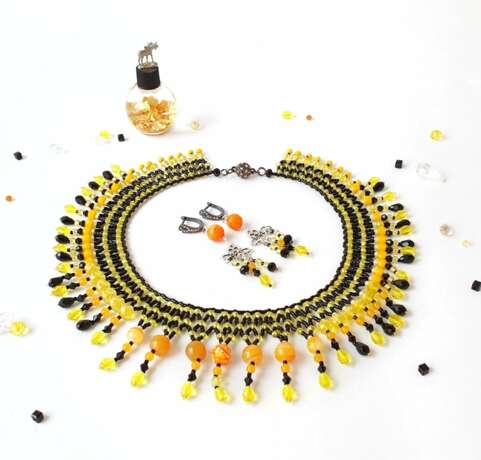 Набор колье и серьги "Пламя". Set of necklace and earrings "Flame" Gemischtes Medium Siehe Beschreibung Moderne Kunst Ukraine 2020 - Foto 1