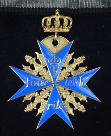 Preussen: Orden Pour le Mérite, für Militärverdienste, mit Krone, im Etui. - Foto 4
