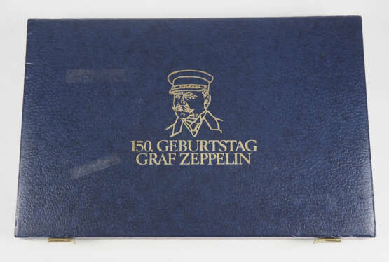 Sammlung von 16 Silbermedaillen Zeppelin. - photo 2