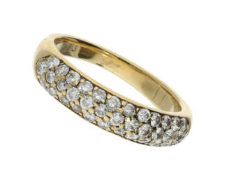 Ring: hochwertiger und ehemals sehr teurer Goldschmiede-Brillantring, 0,73ct