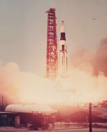 NASA. Liftoff: ten photographs including the launches of Mercury-Atlas 7; SA-6; Gemini-Titan III; Gemini-Titan IV; Apollo Launch Escape Vehicle BP-23A; AS-202, March 26, 1962, to August 25, 1968 - photo 4