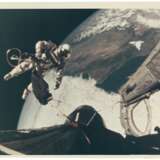 NASA. First US Spacewalk, Ed White’s EVA over Texas, June 3, 1965 - photo 5