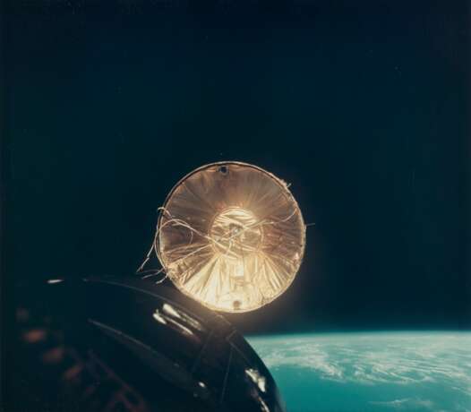 NASA. First rendezvous in space: Gemini VII spacecraft as seen from the Gemini VI-A spacecraft, 3 views of the spacecraft over the Earth, December 15, 1965 - photo 7