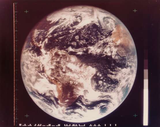 NASA. NASA’s first colour image of the Earth from space; view from ATS-3, November 10, 1967 - photo 1