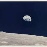 NASA. First Earthrise seen by human eyes, December 21-27, 1968 - photo 2