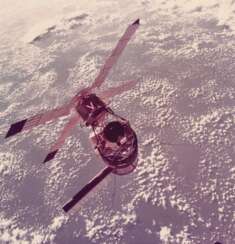 The first American space station: Skylab 3 above the Earth; Astronaut Dale Gardner secures the Palapa B-2 satellite; the relay satellite deployed from STS-26; the relay satellite deployed from STS-29, July 27, 1973-March 13, 1989