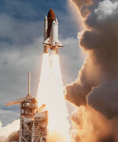 NASA. Liftoff: a group of eight pre-launch and launch photographs for the Space Shuttle "Discovery", Cape Canaveral, Florida, July 4-September 29, 1988 - Foto 23