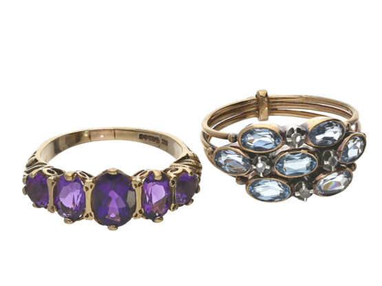 Ring: 2 antike Goldschmiederinge, mit Farbsteinen und Diamanten besetzt - photo 1