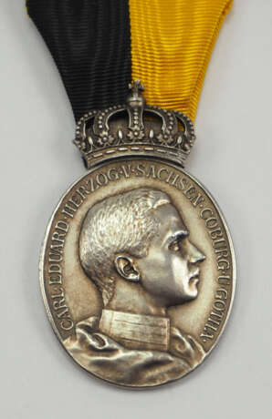 Sachsen-Coburg und Gotha: Ovale silberne Herzog Carl Eduard-Medaille. - photo 1