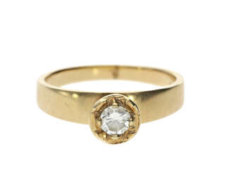 Ring: ausgefallener Goldschmiedering mit Brillant von ca. 0,2ct