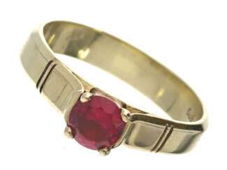 Ring: vintage Goldschmiedering mit pinkem Farbstein, verm. Turmalin