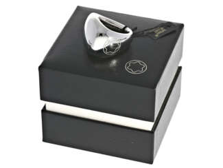 Ring: silberner, äußerst massiver und hochwertiger Designerring von Mont Blanc, neuwertig mit Box und Label