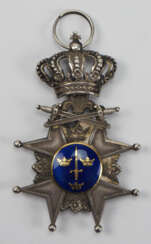 Schweden : Königlicher Schwert-Orden, 2. Modell, 2. Typ (1920-1951), Silbernes Kreuz.