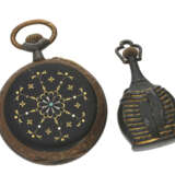 Taschenuhr/Anhängeuhr: 2 ungewöhnliche Taschenuhren/Anhängeruhren aus der Zeit um 1900 - photo 2