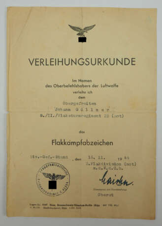 Flakkampfabzeichen der Luftwaffe Urkunde für einen Obergefreiten der 8./II./ Flaksturmregiment 22 (mot). - фото 1