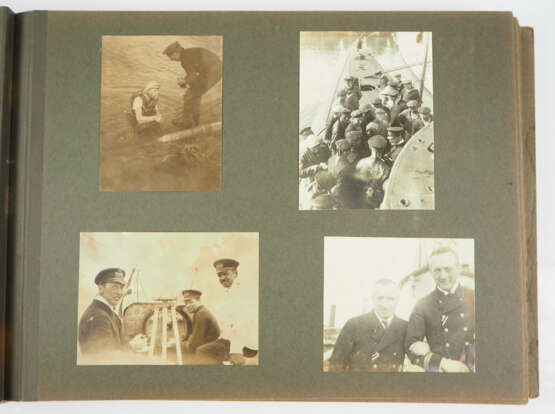 Fotoalbum des Marine-Stabsarzt Dr. R.N. der III. Unterseebootsflotille. - photo 3