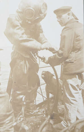 Fotoalbum des Marine-Stabsarzt Dr. R.N. der III. Unterseebootsflotille. - фото 14