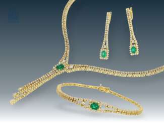 Kette/Armband/Ohrschmuck: modernes, hochfeines Smaragd/Brillant-Schmuckset aus 18K Gold, ca. 2,65ct Brillanten
