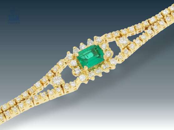Kette/Armband/Ohrschmuck: modernes, hochfeines Smaragd/Brillant-Schmuckset aus 18K Gold, ca. 2,65ct Brillanten - Foto 4