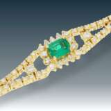 Kette/Armband/Ohrschmuck: modernes, hochfeines Smaragd/Brillant-Schmuckset aus 18K Gold, ca. 2,65ct Brillanten - photo 4