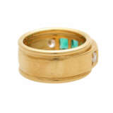 Ring mit 4 Smaragdcarrés und 2 Brillanten - Foto 3