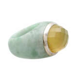 Ring aus Jade mit Citrin im Schachbrettschliff - photo 3