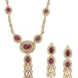 Graff. GRAFF DIAMOND AND RUBY NECKLACE AND EARRINGS - photo 1