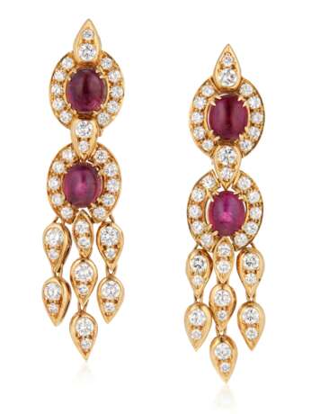 Graff. GRAFF DIAMOND AND RUBY NECKLACE AND EARRINGS - photo 5