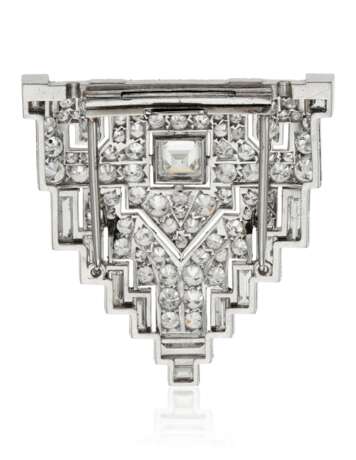 PAIR OF DIAMOND CLIP BROOCHES - Foto 3