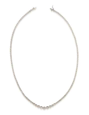 DIAMOND AND WHITE GOLD NECKLACE - фото 4