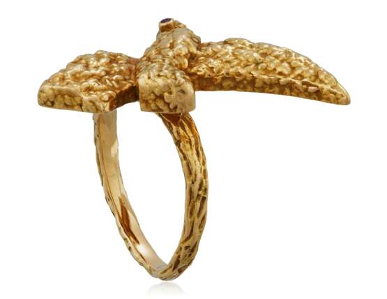 GEORGES BRAQUE GOLD AND RUBY RING - photo 3