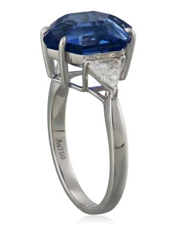 SAPPHIRE AND DIAMOND RING - Foto 3