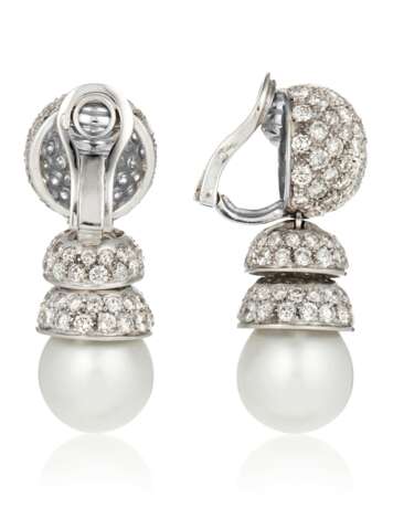 SET OF CULTURED PEARL AND DIAMOND JEWELRY - photo 6
