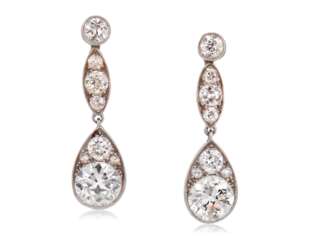 DIAMOND AND PLATINUM EARRINGS