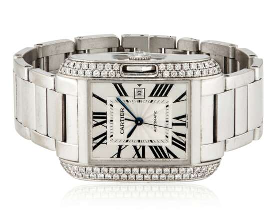 Cartier. CARTIER DIAMOND AND WHITE GOLD 'TANK ANGLAISE' WRISTWATCH - Foto 3